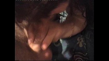 セクシーな素人スタッフ