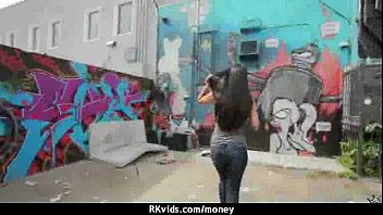病気の現金のための乱暴なセックス10