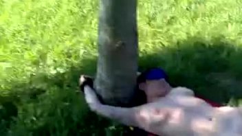 2181963妻を目隠しして盗撮エリアに縛り付けたままにした