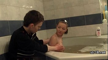 Тугая молодая модель 1-е любительское видео