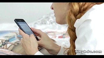 Великолепный блондинка кудри детка 1 81