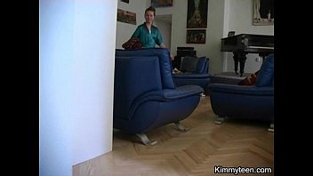 Играя с киской