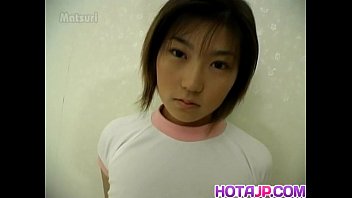 忍はおまんこを剃ってバイブをもらう