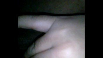ぽっちゃりした女の子が私のためにマスターベーションし、彼女のクリトリスが成長するにつれて...
