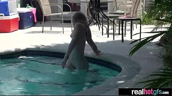 本当の角質の女の子がテープビデオでハードスタイルを叩いた-27