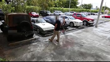 エッチなファッカーが突き刺さった素人ひよこ