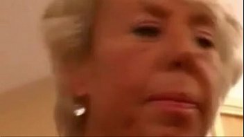 EpikGranny.comからのおばあちゃんは黒人男性に犯されます
