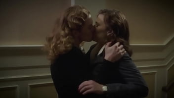 ヘイリー・アトウェル＆ブリジット・リーガンレズビアン・キス・イン・エージェント・カーターS01E06