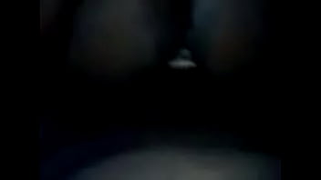 そのお尻を見てください