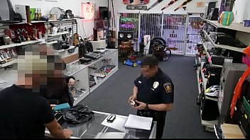 1-秘密の盗撮場所にいるスーパーアマチュアチアリーダー-2015-11-13-09-36-037