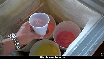 Порно кастинг с тинкой за деньги 16