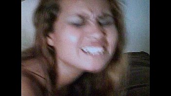 3-私は妻に私たちの仲間に彼女を性交させるように説得しました