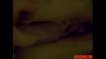 Использование большого дилдо для жены