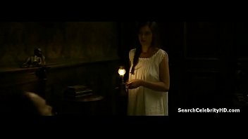 ジョージア・スカリエットとアリックス・ベネゼック-北京語の匂い（2015）