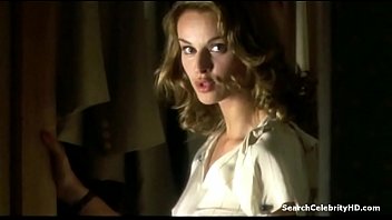 カシア・スムトゥニアック-インスペクター・デ・ルカS01E01（2008）