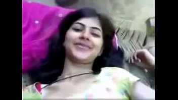 見知らぬ人とセックスするセクシーなインドの主婦