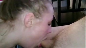 かなり痴女は彼女の裏向きのディックをバタンと閉める大きな顔射creampiegirls.webcamを取ります
