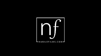 無料のポルノダウンロード法定年齢のティーンエイジャー