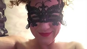 魔女のためのハロウィーンの複数のオーガズムxvideos