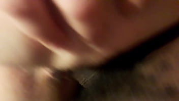 彼が町の外にいたときに私の上司の妻をクソ