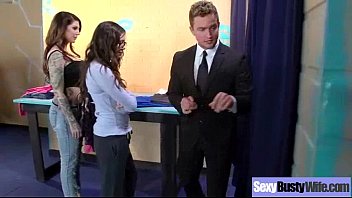 セクシーな巨乳ママ（ダーリンダニカ）ハードコアバンビデオをお楽しみください-12