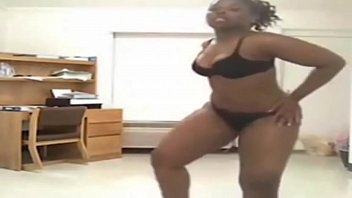 ぽっちゃり痴女マンコめちゃくちゃ娼婦オーガズム動画