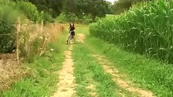 盗撮パピーと野生の屋外乱交