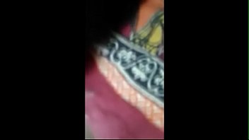 私のデジ妻の猫と遊ぶ