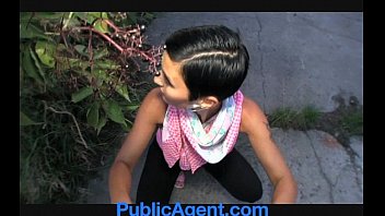 PublicAgentは彼女が次のトップモデルですか