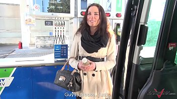 車の運転でコックに乗ることと交換して空港に乗る