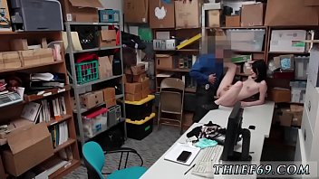 動機をもっと見つけた後のハードコア輪姦マンコ中出し