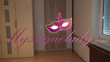MystiqueLady.com - папа трахнул меня, потому что я был непослушным