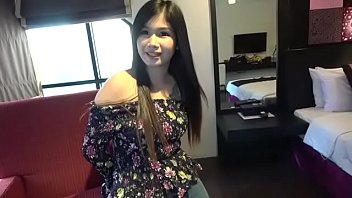 そうです、彼女は人妻ですがとにかく中出し