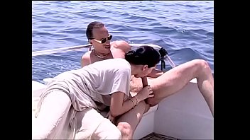フランス語で吹き替えられたイタリアのポルノセックス＃15