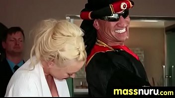 最もエロティックなマッサージ体験14