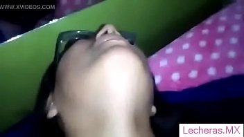 私はアレハンドラに朝の棒を渡して、彼女がとても幸せになるように立ち寄りました。