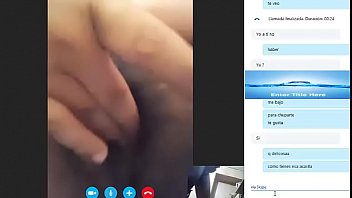 彼女が私のコックを見ると、終了は美しい胸を示しています