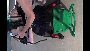 ディープスロートと顔射の支配ゲームでメイド服の熟女とセックスしました