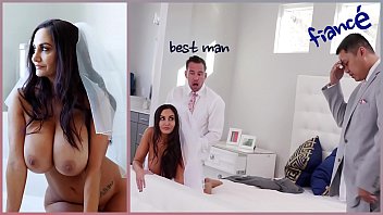 BANGBROS-巨乳熟女エイバアダムスは最高の男をファック