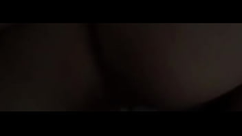 Папочка заставляет меня кончить на его большой член