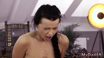 老人のおっぱいあなたは何を好みますか-コンピュータまたはあなたのガールコンパニオン？