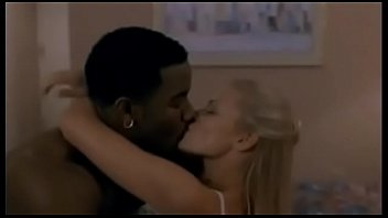 最高の異人種間のセックスシーンのコンパイル