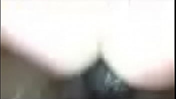 彼女は潮吹きを止めることができませんでした