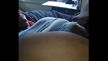 ジャマイカのストレッチMsAnnタイトでジューシーな毛むくじゃらのPUSSY＆CummingあちこちでDat LONG JUICY DICK（Ms Annのうめき声を聞いてください）