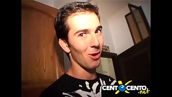 Я шлюха, и я шлюха! Венецианская нимфоманка в CentoXCento 1 из 8