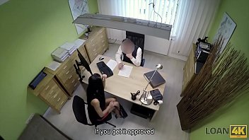 LOAN4K。ベイブは彼の提案に続いて奇妙なローンエージェントによって強打されます