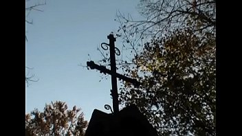 ホーニーj。可愛い人は老人に素敵なフェラをしてファックします