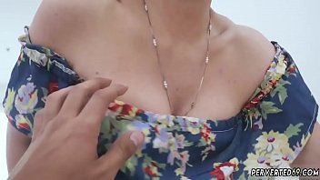 罪深い継母の喉のセックスxxxクリッシー・リン