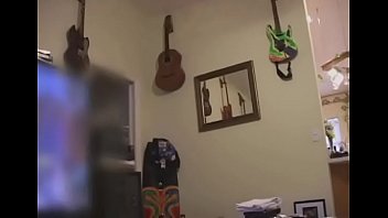 キューティーパイはガズーに何時間も彼女をファックするために貪欲な塊を残します