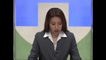 日本のニュースリーダーぶっかけ